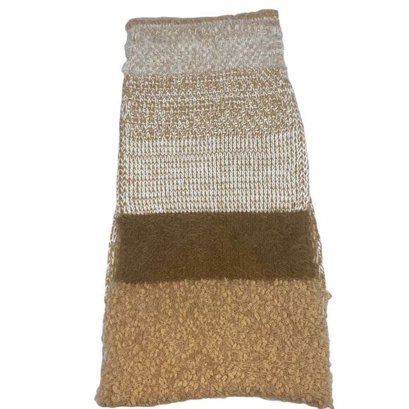 Chico's One Size Infinity Scarf - Picture 2 of 5